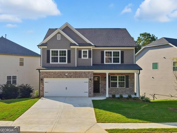 417 Crestmont Lane, Canton