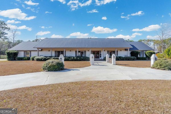 403 Rose Lane Douglas