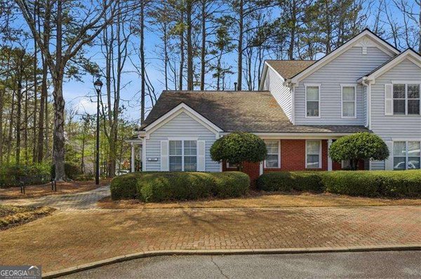 2011 Henderson Circle, Alpharetta