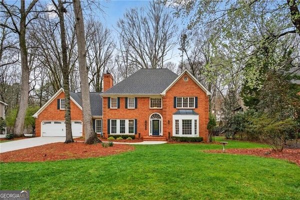 5653 Creekside Drive, Peachtree Corners