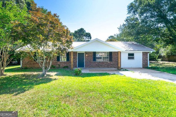 455 Highway 154 Sharpsburg