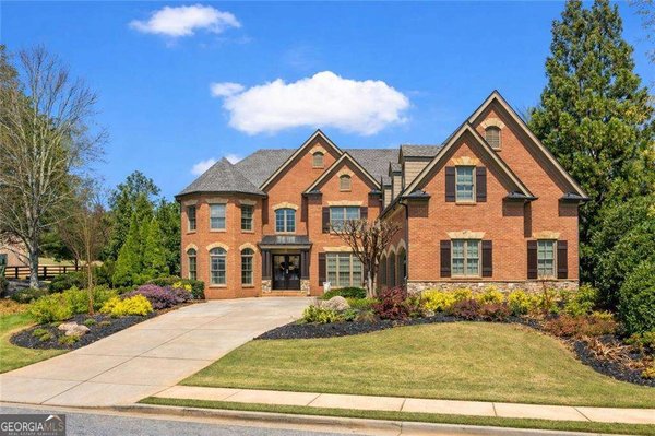 560 Arcaro Drive, Alpharetta