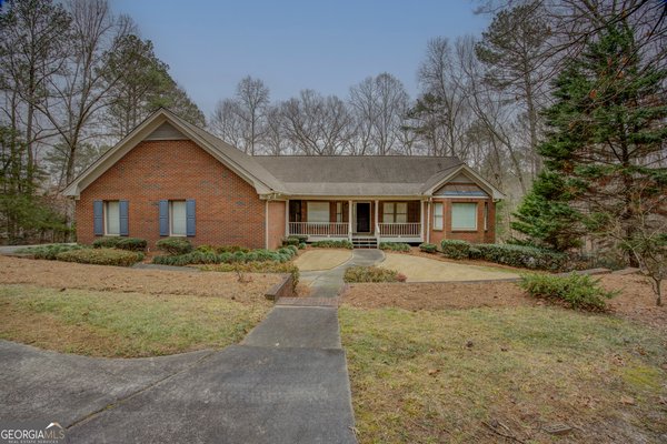 1030 Lake Haynes Drive, Conyers