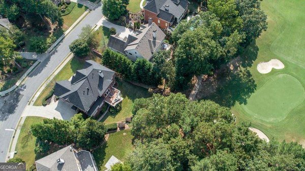 855 Autumn Close, Alpharetta