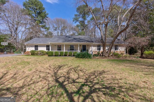 190 Pioneer Court, Athens