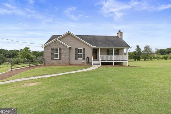 1214 Roxey Maxey Road, Winder