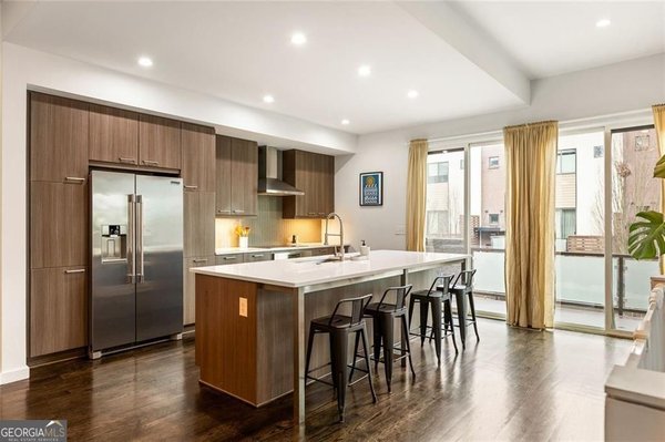 1310 Axis Circle, Atlanta