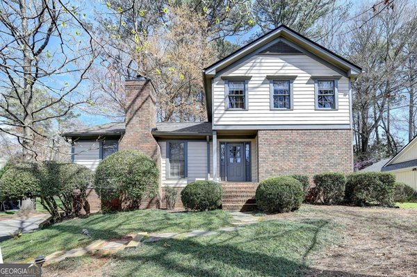 305 Seventeenth Fairway, Roswell