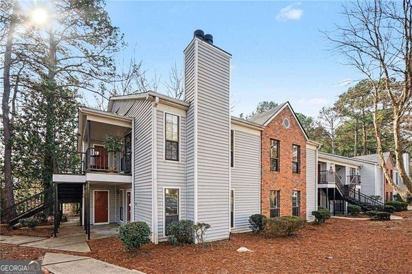 625 Windchase Lane, Stone Mountain