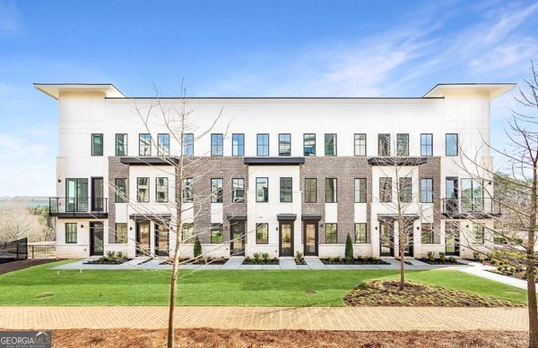 7230 Summit Place, Alpharetta