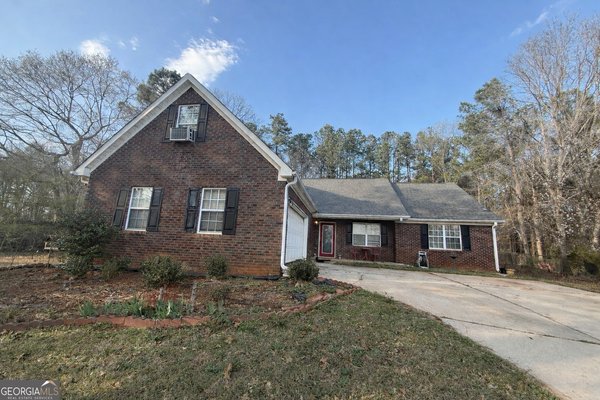 232 Knob Hill Drive, Locust Grove
