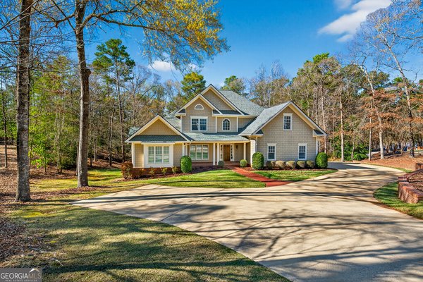 130 Sunny Point Circle LaGrange