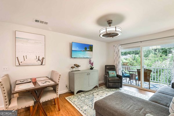 850 Mallery Street St. Simons