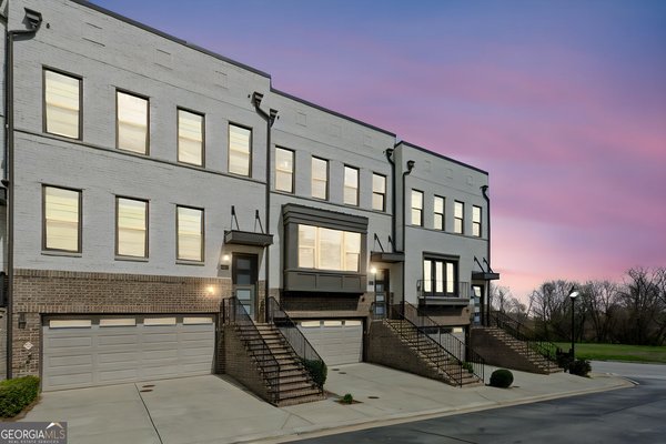 2153 Hinton Drive Smyrna