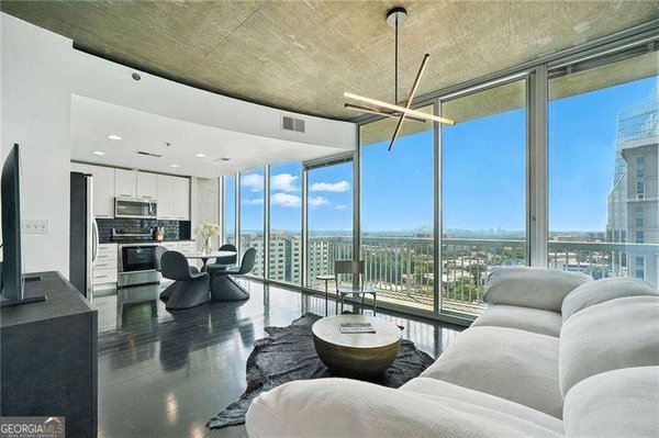 3324 Peachtree Road, Atlanta