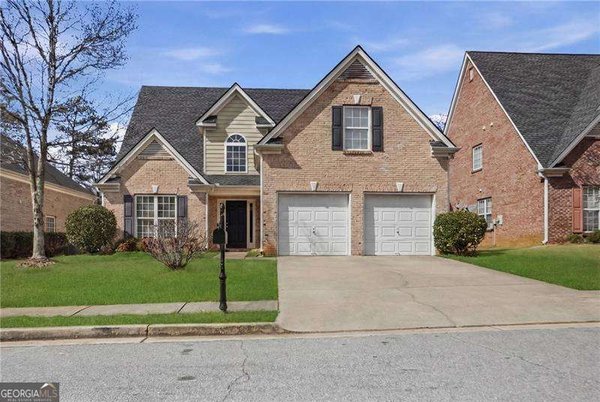 561 Glenns Farm Way, Grayson