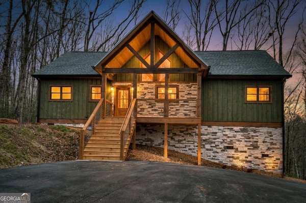 191 Bent Wood Lane, Blue Ridge