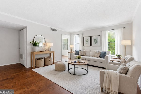 1414 Huntingdon Chase, Sandy Springs