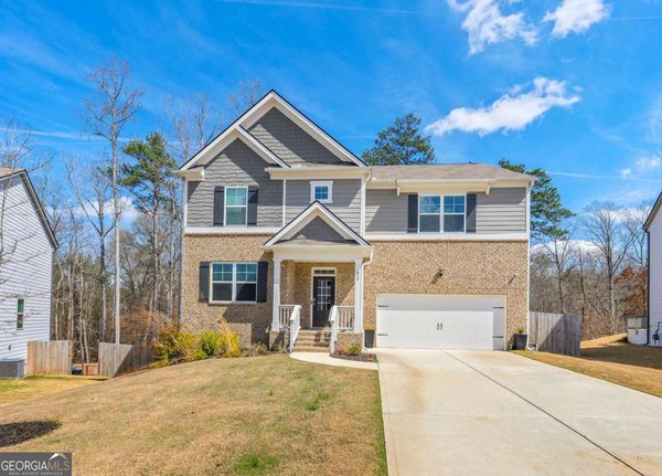 825 Athena Bend, Fairburn