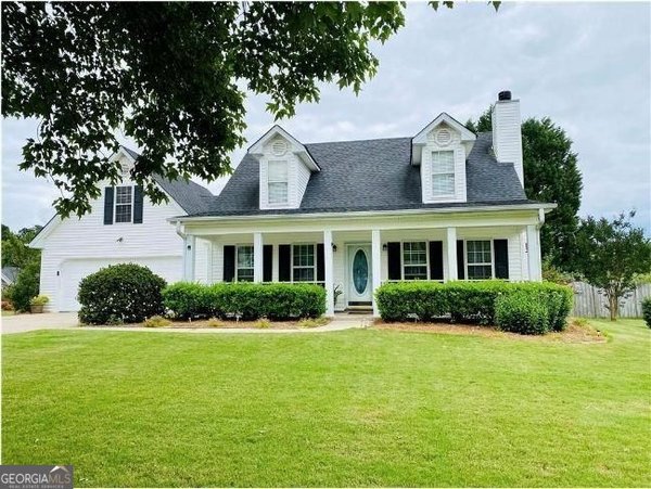 627 Bridle Creek Drive, Bethlehem