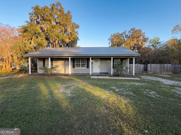 607 Dallas Circle, Folkston