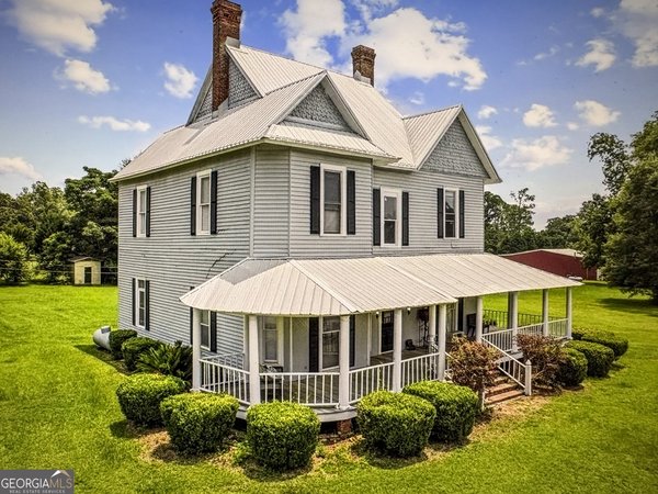 128 College Street, Parrott