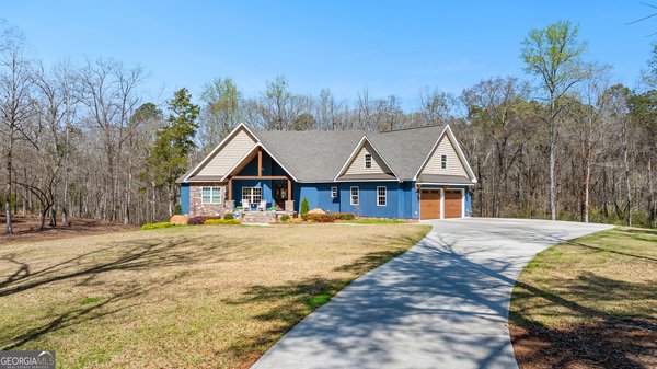 276 Davis Lake Road, Thomaston