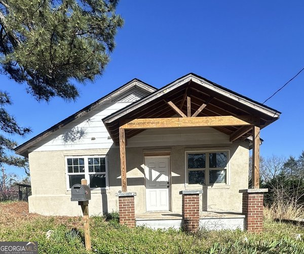 157 Taylor Street, Toccoa