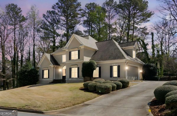 1480 Chinook Court, Lilburn