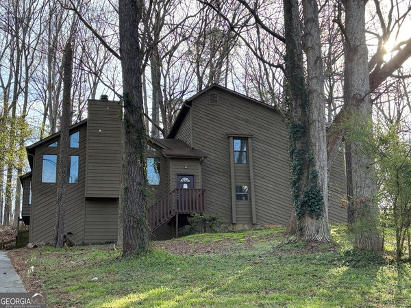 136 Creekview Drive, Woodstock