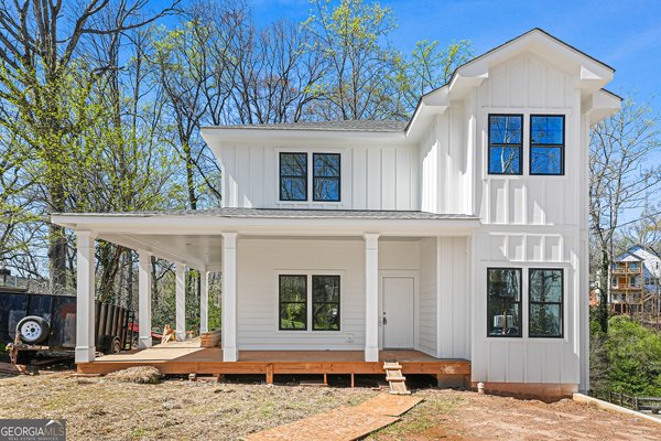 649 Hemlock Circle Atlanta