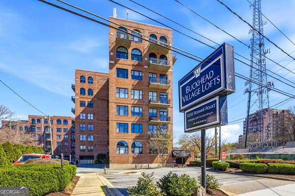 3235 Roswell Road, Atlanta