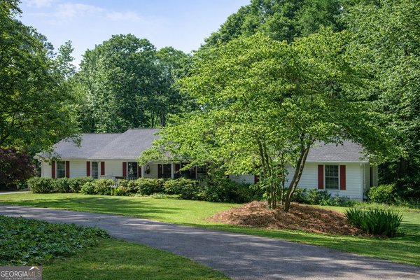 35 Dogwood Court McDonough