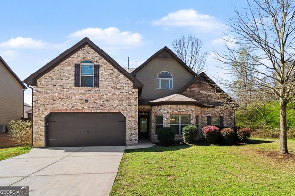 221 Traditions Drive, Loganville