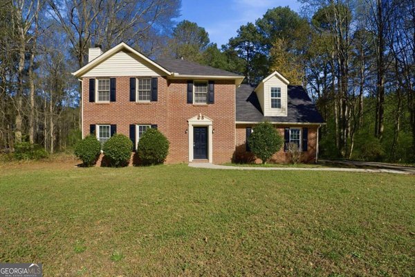 40 Lake Court, Stockbridge