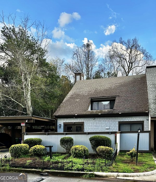 77 Willowick Drive, Lithonia