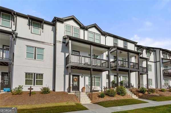 6117 Ogeechee Road, Smyrna