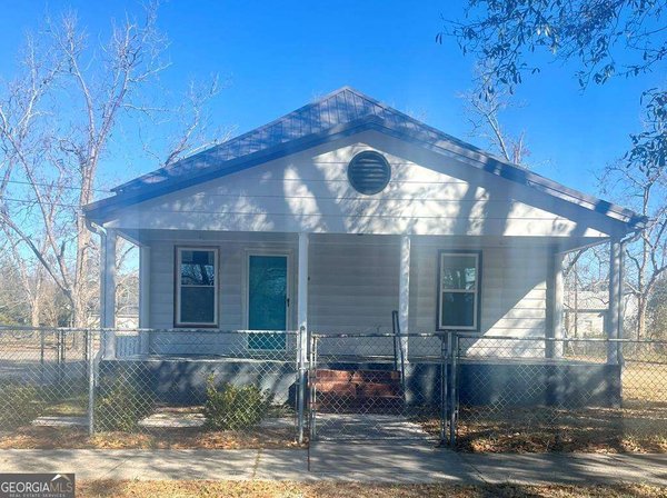506 Washington Avenue, Waycross