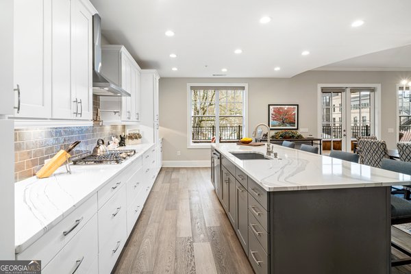 8255 Main Street Woodstock