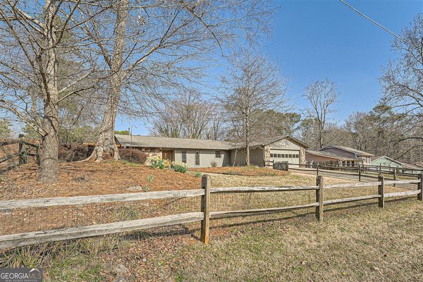 4759 Mockernut Court Lilburn