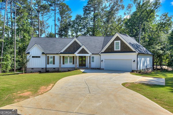 1199 Pawnee Drive Lincolnton
