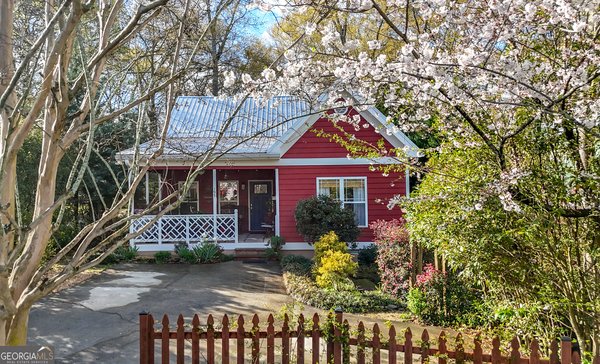 195 Derby Street Athens