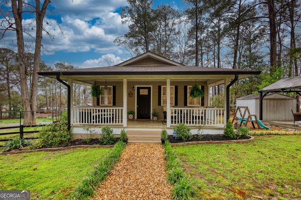 30 Waters Street, Monticello