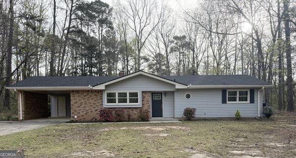 402 Ginger Circle, Lagrange
