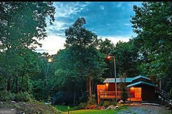 225 Overlook Circle, Clarkesville