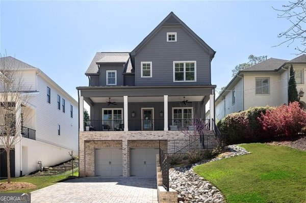 1329 Sylvan Circle, Brookhaven