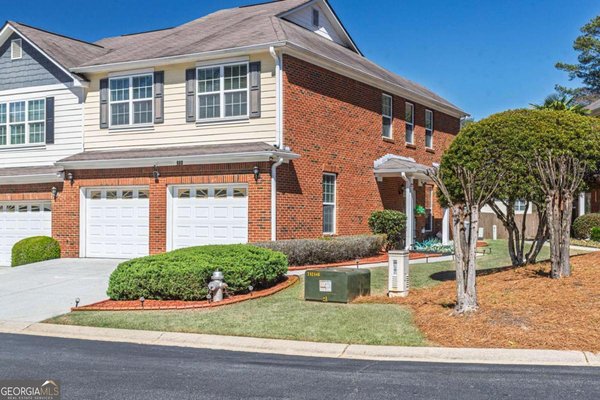 988 Treymont Way, Lawrenceville