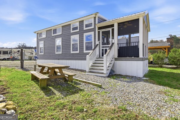 102 Mountain Meadows Drive, Morganton