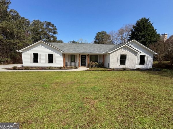 4241 Grady Smith Road, Loganville