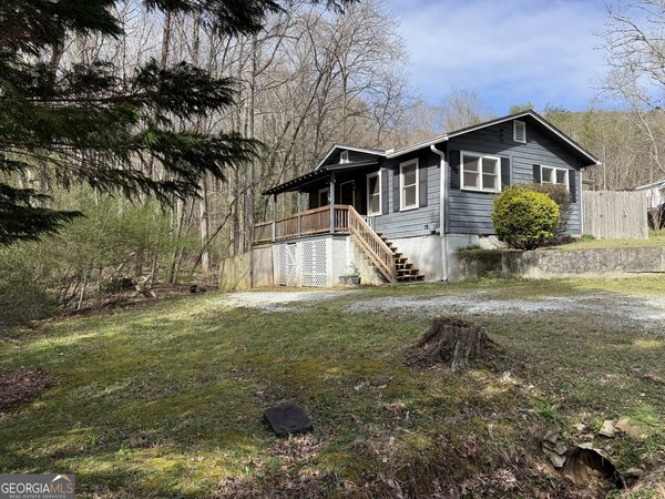 2094 Pinnacle Drive, Clayton